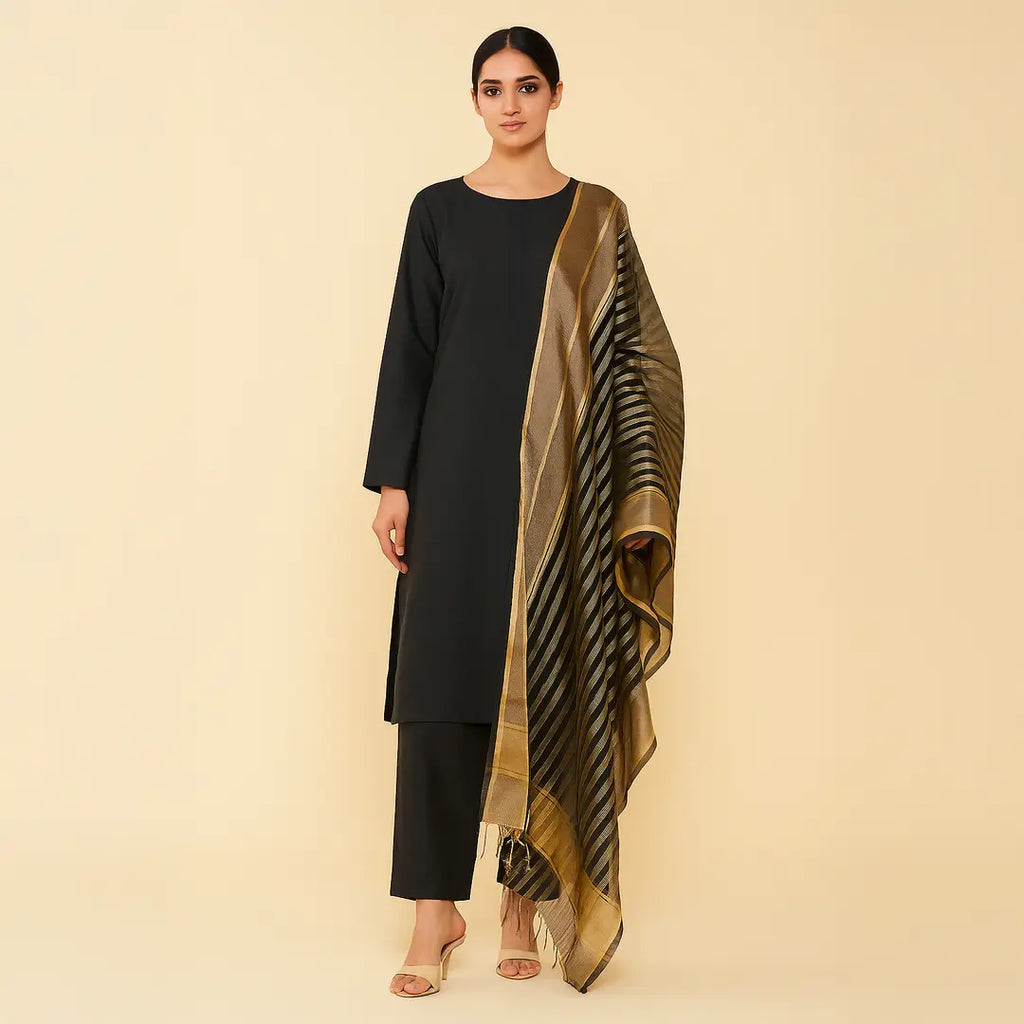 3 Pcs Women's Unstitched Plain Suit