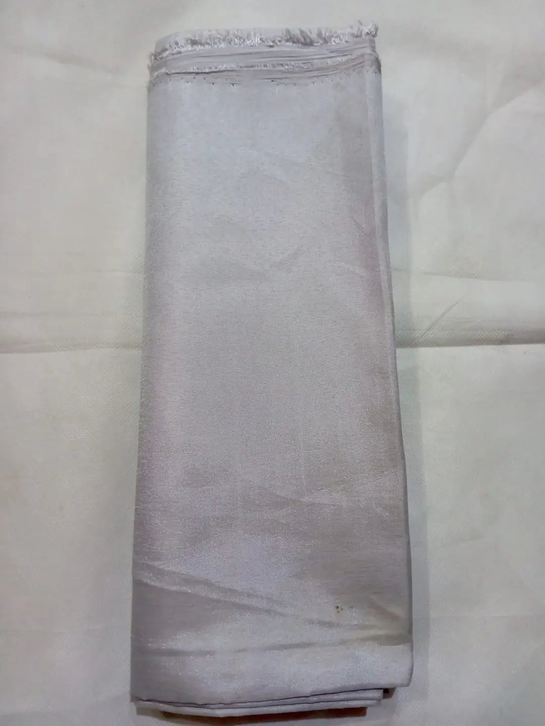 2 Pcs Women's Unstitched Plain Suit