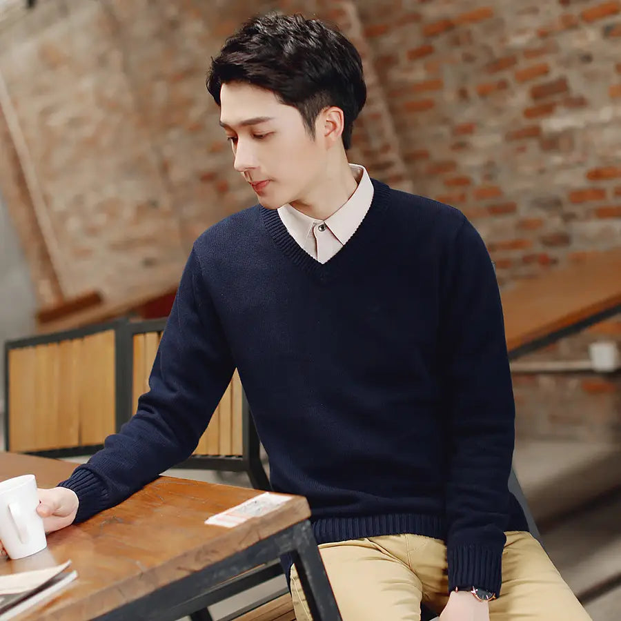 Men V-neck Black Knit Pullover Sweater Slim Fit