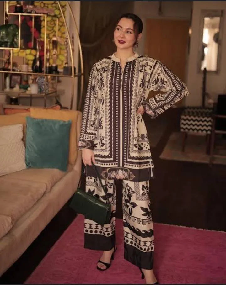HANIA AMIR Full Printed Swiss Lawn 38 Chest Black Set