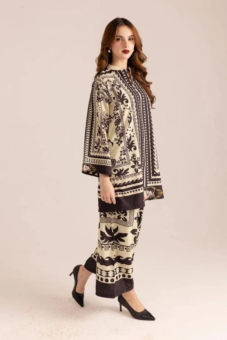 HANIA AMIR Full Printed Swiss Lawn 38 Chest Black Set