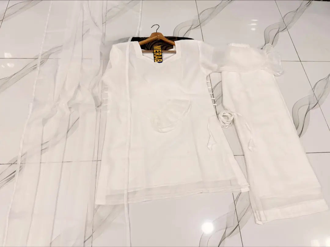3 Pcs Women's Stitched Chiffon Plain Suit
