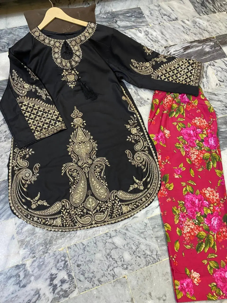 2 Pcs Women's Stitched Cotton Printed Shirt And Trouser