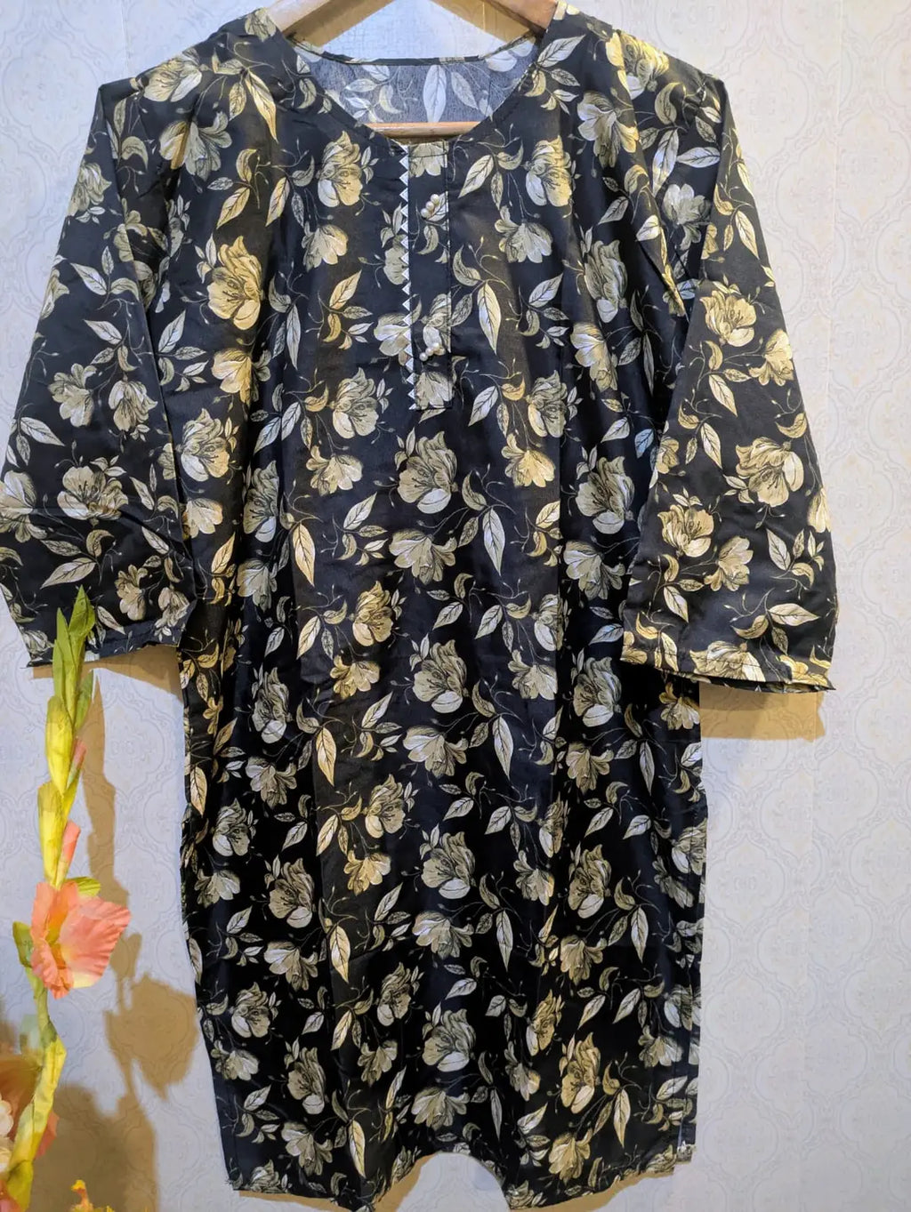 2 Pcs Women's Stitched Cotton Printed Shirt And Trouser