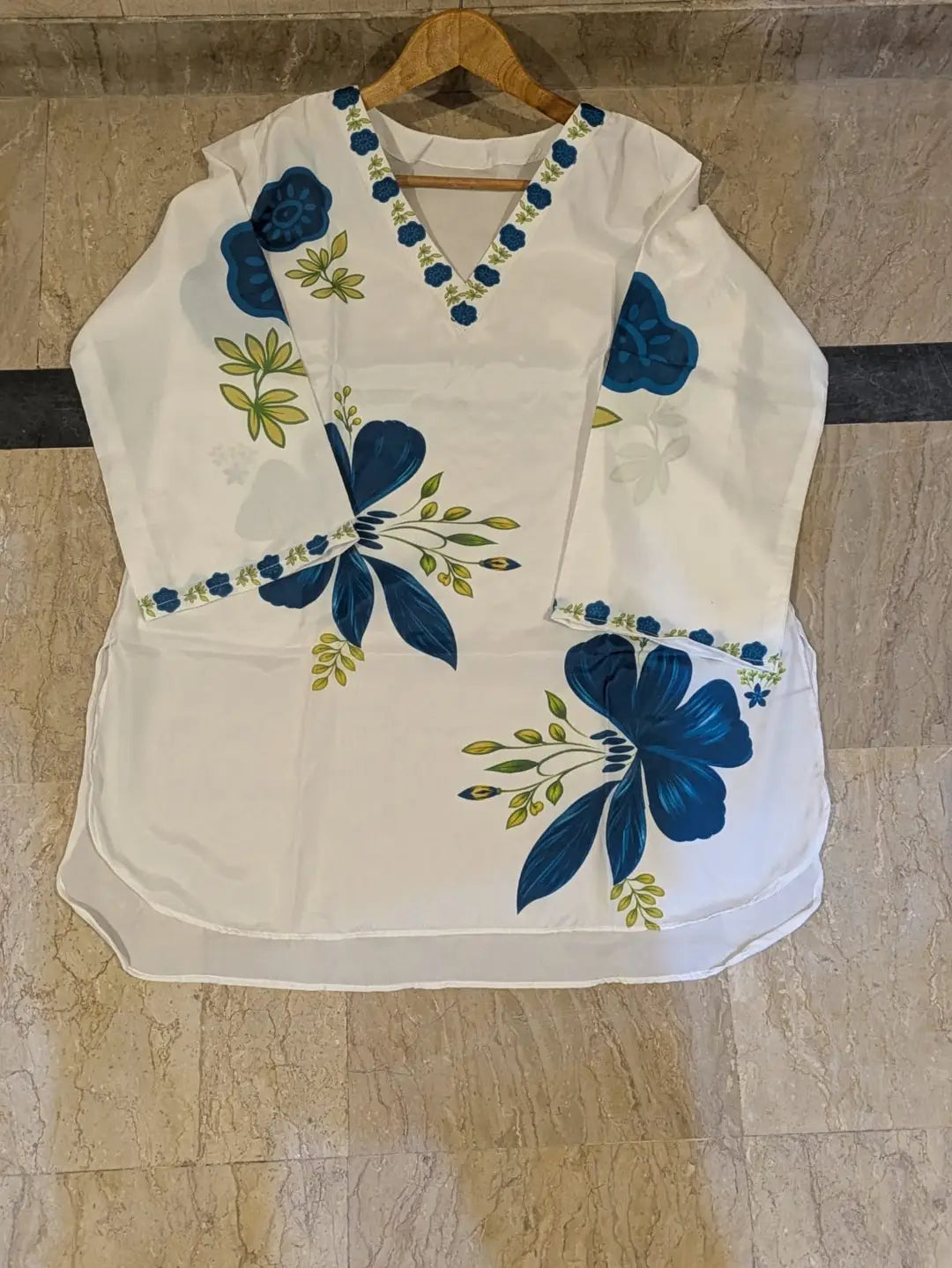 2 Pcs Women's Stitched Grip Printed Shirt And Trouser